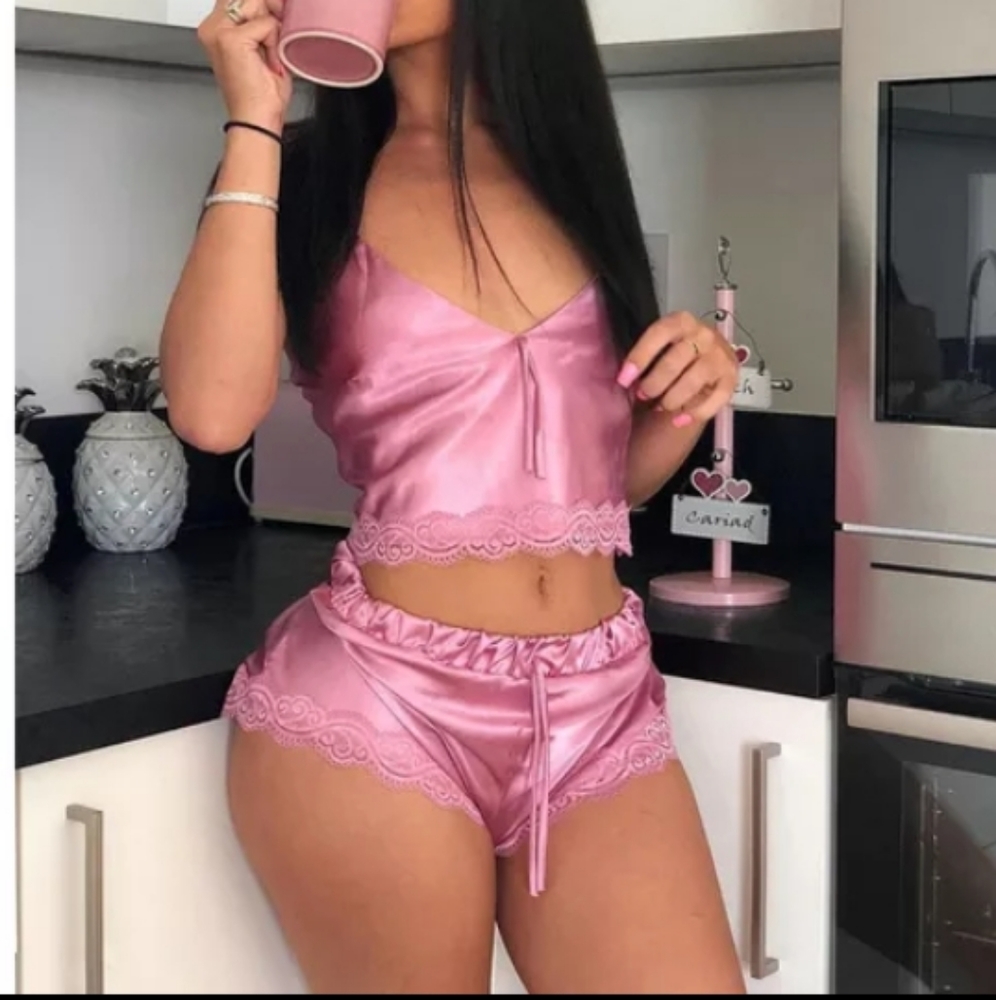 2 piece pajama set/PRICE IS FIRM. Sale is final. - Picture 1 of 5